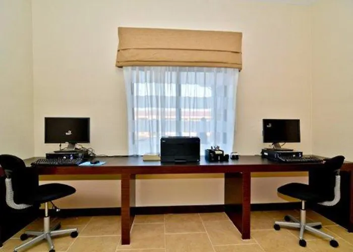 Sleep Inn & Suites Fort Campbell